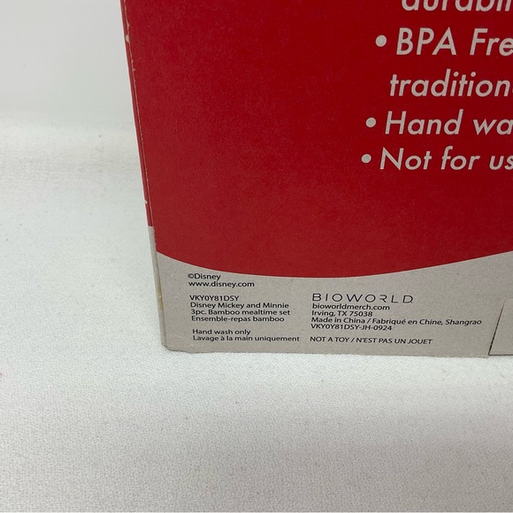 Disney Christmas Mickey Mouse Dinnerware Set Plate, Bowl, Cup Melamine - Picture 5 of 6